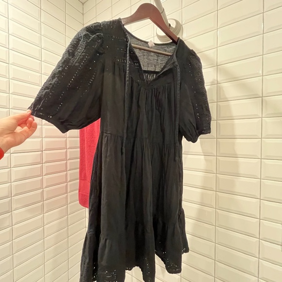 Old Navy Dresses & Skirts - Old Navy Dress - Puff Sleeves, Eyelet